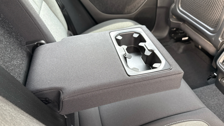 Volvo XC40 2.0 B3P Core 5dr Auto Petrol Estate